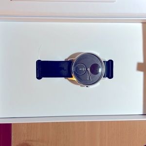 Withings hybrid smartwatch. Excellent pre-owned condition. (I recently upgraded)